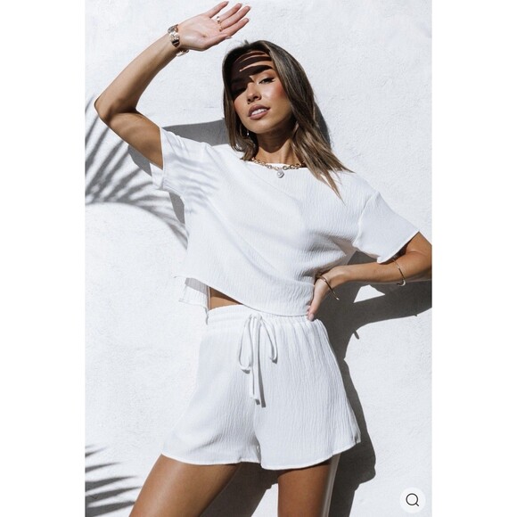 Petal & Pup Pants - Petal & Pup Ittai White Casual Short Sleeve Shorts Set Medium NWOT $85 READ